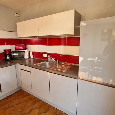 Climatise Avec Parking, Proche Centre - Fr-1-780-60 Daire *