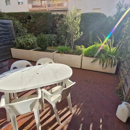 Climatise Avec Parking, Proche Centre - Fr-1-780-60 Daire *
