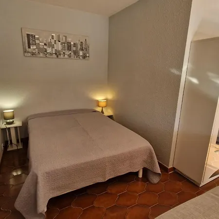 Climatise Avec Parking, Proche Centre - Fr-1-780-60 * Sainte-Maxime