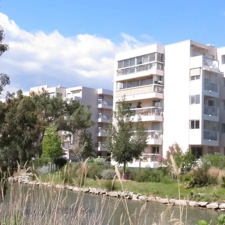Daire Climatise Avec Parking, Proche Centre - Fr-1-780-60 Sainte-Maxime